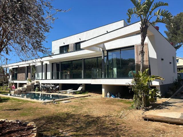 Vente Maison 7 pièces 215 m2 Six Fours les Plages