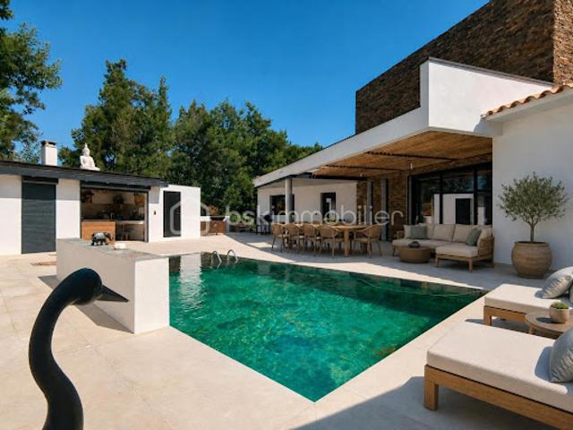 Vente Maison 7 pièces 216 m2 Elne