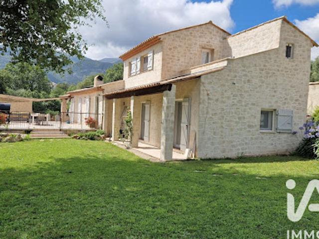 Vente Maison 7 pièces 216 m2 Tourrettes sur Loup