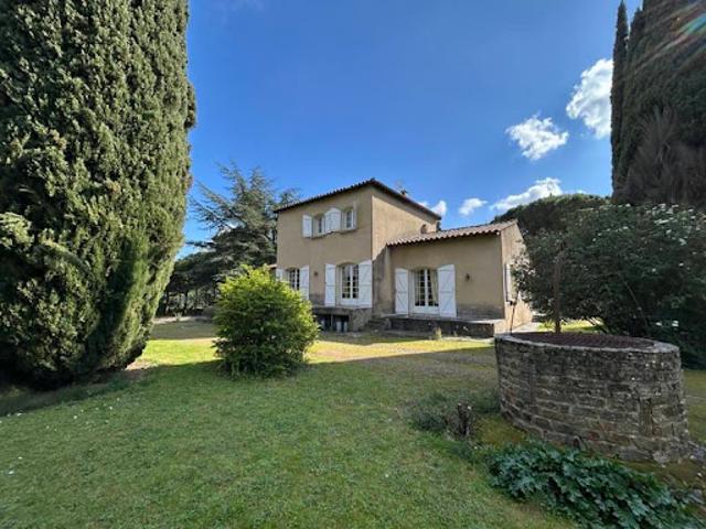 Vente Maison 7 pièces 216 m2 Villemoustaussou