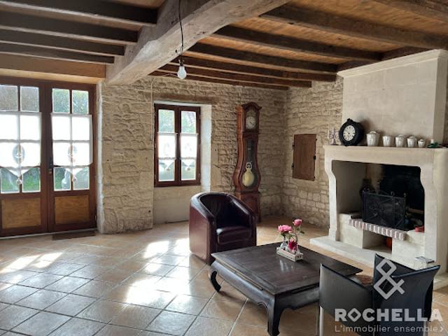Vente Maison 7 pièces 216.78 m2 Bernay Saint Martin