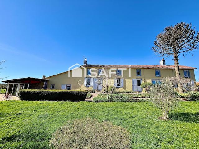 Vente Maison 7 pièces 217 m2 La Chapelle Saint Laurent