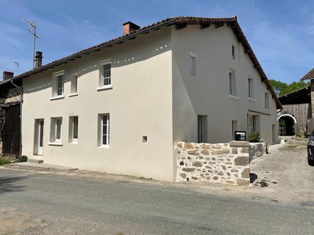 Vente Maison 7 pièces 217 m2 Saint Auvent