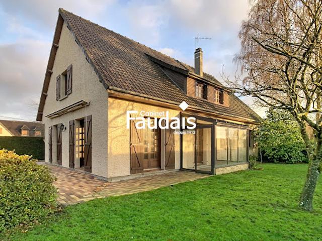 Vente Maison 7 pièces 217 m2 Saint lo