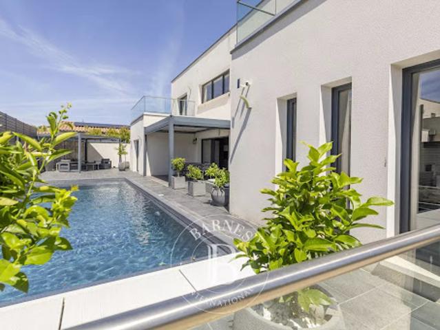 Vente Maison 7 pièces 218 m2 Castelnau le Lez