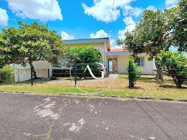 Vente Maison 7 pièces 218 m2 Schoelcher