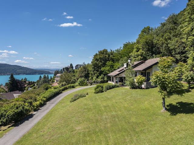 Vente Maison 6 pièces 218.13 m2 Menthon Saint Bernard