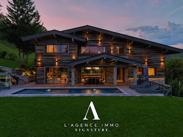 Vente Maison 7 pièces 219 m2 Chatillon en michaille