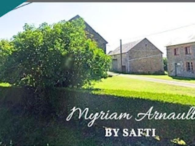 Vente Maison 7 pièces 210 m2 Chamborand