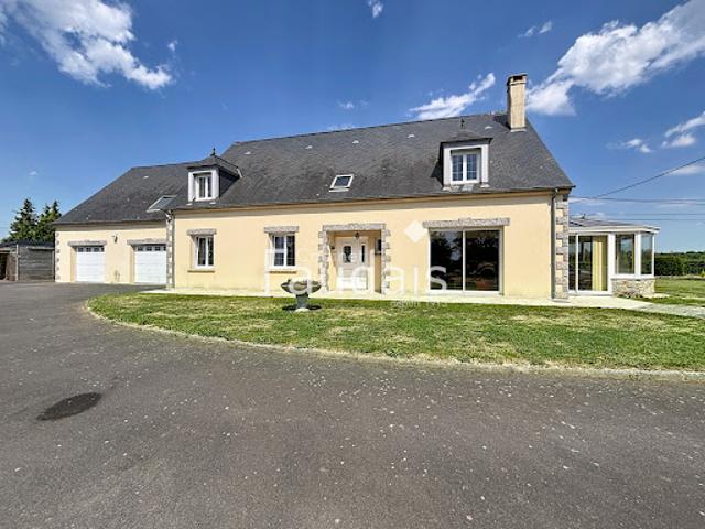 Vente Maison 7 pièces 210 m2 Denneville