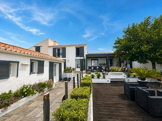 Vente Maison 7 pièces 210 m2 La Guérinière