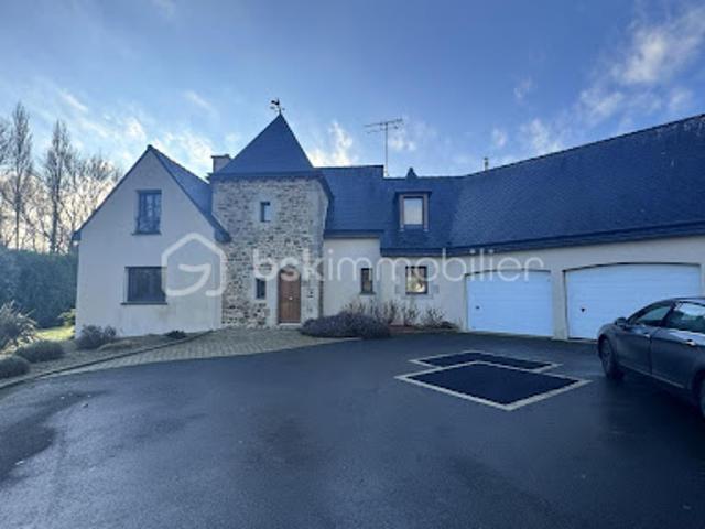Vente Maison 7 pièces 210 m2 Lanrodec
