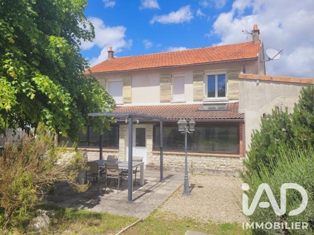Vente Maison 7 pièces 210 m2 Serigny