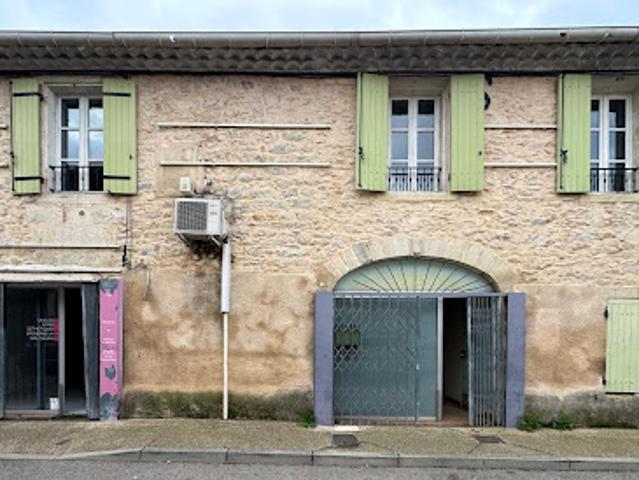 Vente Immeuble 7 pièces 210 m2 Milhaud