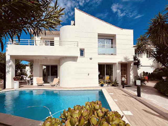 Vente Maison 7 pièces 213.5 m2 Marseille 8ème