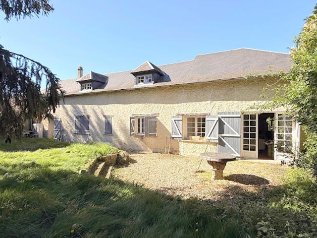 Vente Maison 7 pièces 212 m2 Houdan
