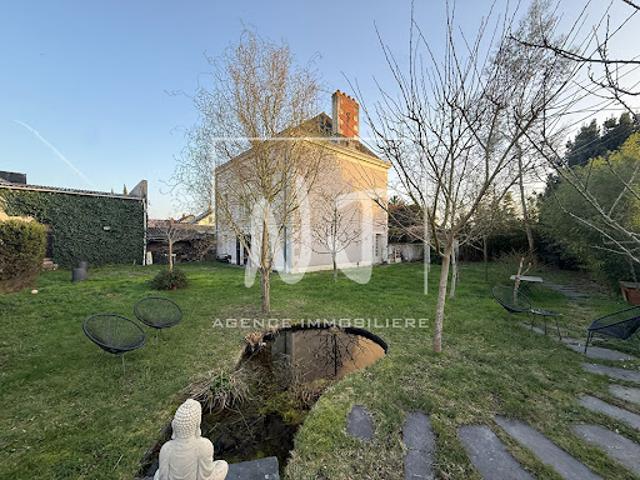 Vente Maison 7 pièces 213.13 m2 Trelaze