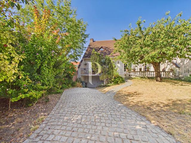 Vente Maison 7 pièces 224 m2 Antony