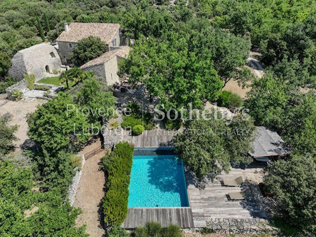 Vente Maison 7 pièces 225 m2 Gordes
