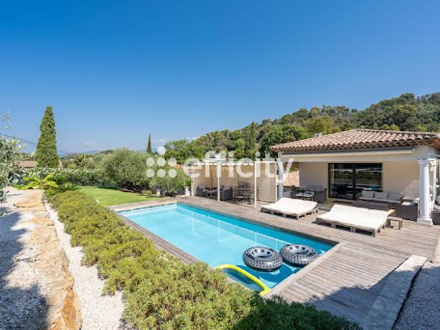 Vente Maison 7 pièces 225 m2 La Roquette sur Siagne