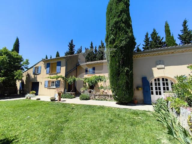 Vente Maison 7 pièces 225 m2 Valreas