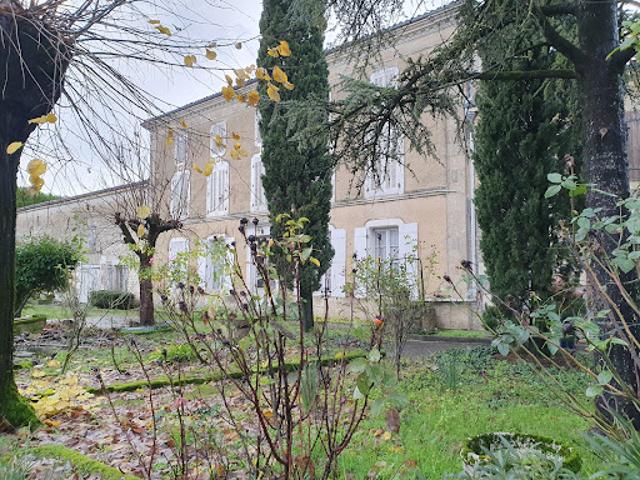 Vente Maison 7 pièces 225 m2 Vergné