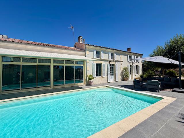 Vente Maison 7 pièces 226 m2 Migron