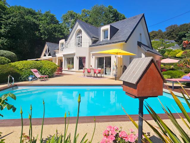 Vente Maison 7 pièces 226 m2 Quimper