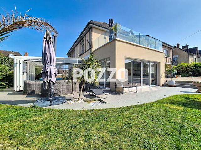 Vente Maison 7 pièces 227 m2 Ouistreham