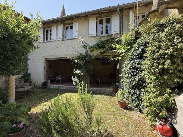 Vente Maison 7 pièces 227 m2 Bazian