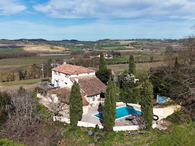 Vente Maison 7 pièces 228 m2 Castelmoron sur Lot