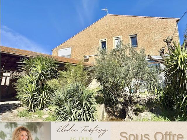 Vente Maison 7 pièces 229 m2 Thézan lès Béziers