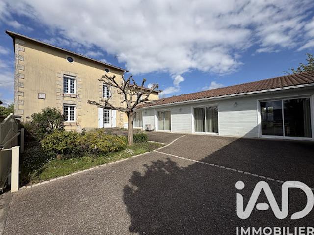 Vente Maison 7 pièces 229 m2 Vasles
