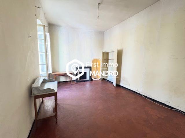 Vente Maison 7 pièces 220 m2 Estagel