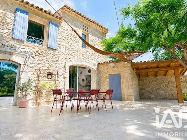 Vente Maison 7 pièces 220 m2 Lançon Provence