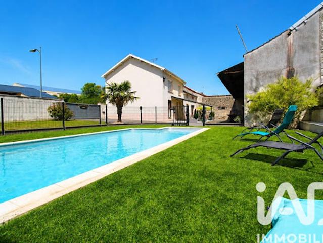 Vente Maison 7 pièces 220 m2 Vertus