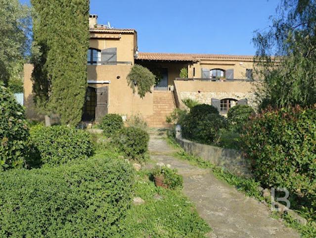 Vente Maison 8 pièces 221.82 m2 Bandol