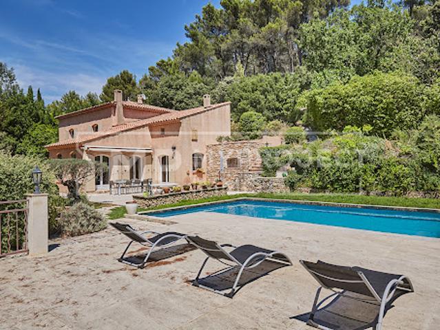 Vente Maison 7 pièces 222 m2 Bouc Bel Air