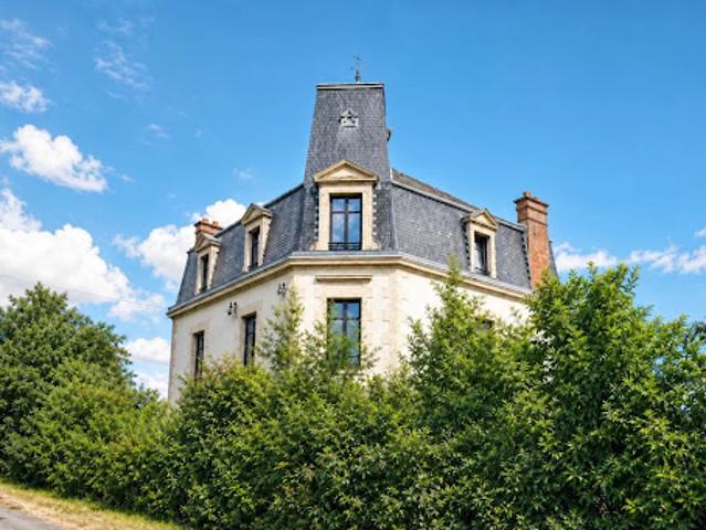 Vente Maison 7 pièces 222 m2 Flavignac