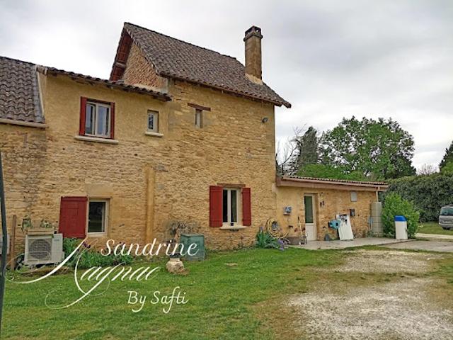 Vente Maison 7 pièces 222 m2 Sainte Nathalène