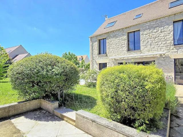 Vente Maison 7 pièces 222 m2 Senlis