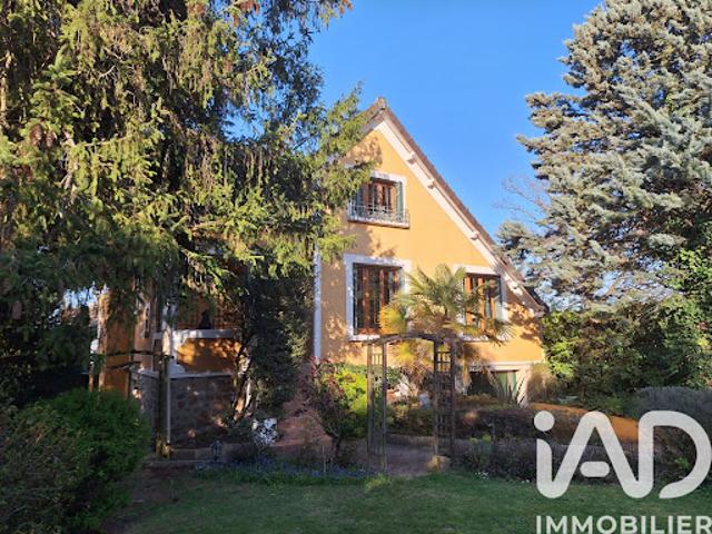 Vente Maison 7 pièces 223 m2 Domont