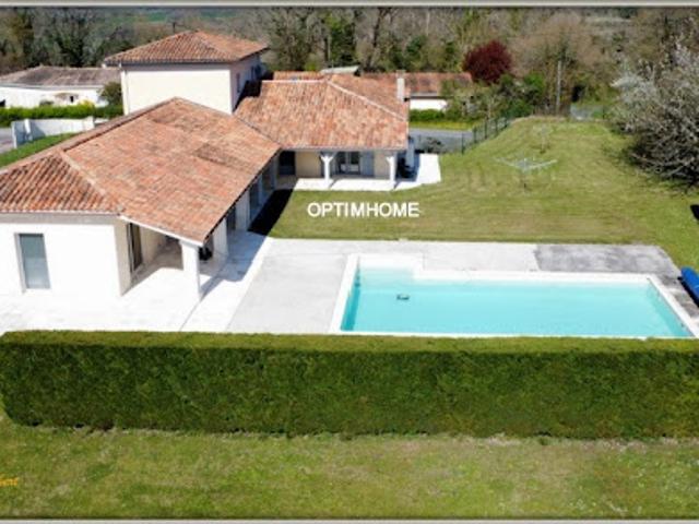 Vente Maison 7 pièces 234 m2 Chalais