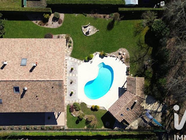 Vente Maison 7 pièces 235 m2 Casteljaloux