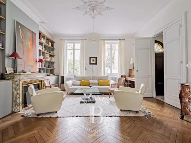 Vente Maison 7 pièces 235.76 m2 Bordeaux