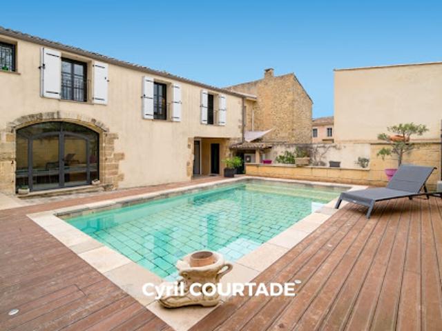 Vente Maison 7 pièces 236 m2 Beauvoisin