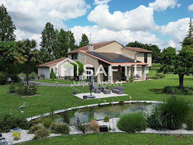 Vente Maison 7 pièces 236 m2 Jarnac