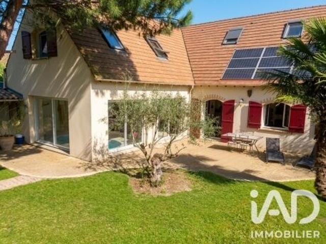 Vente Maison 7 pièces 236 m2 Tournan en Brie