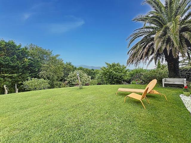 Vente Maison 7 pièces 237 m2 Ascain