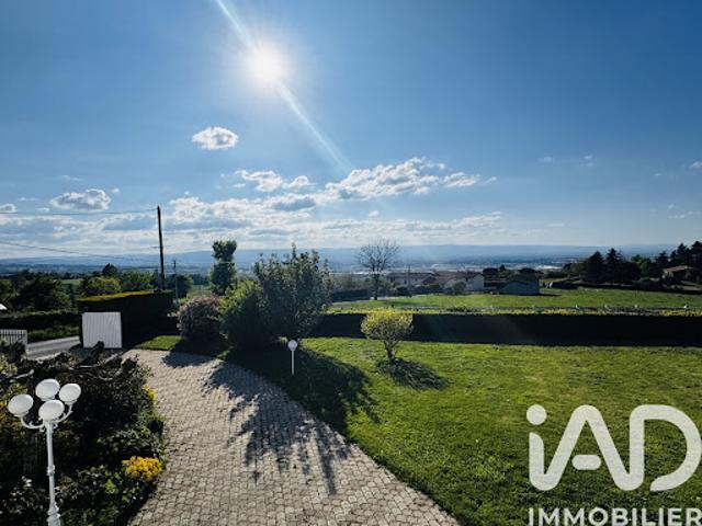 Vente Maison 7 pièces 237 m2 Saint Bonnet les Oules